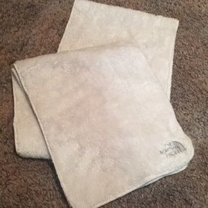 The North Face scarf 🧣